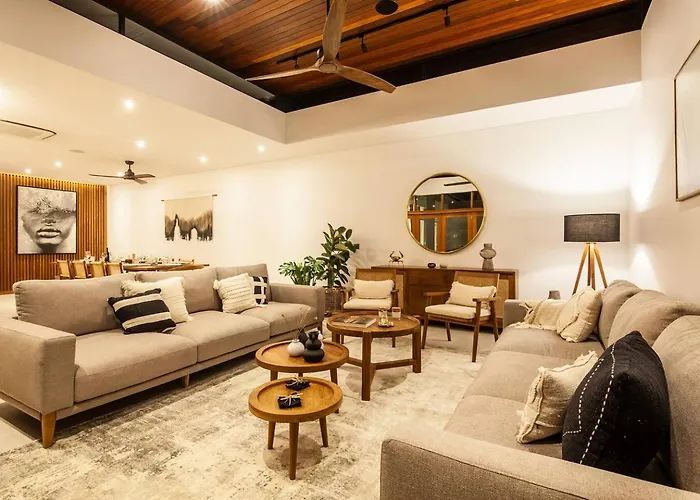 Villa Luxury 5bd 5 Min From Berawa