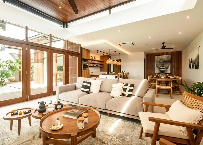 Luxury 5bd 5 Min From Berawa Villa