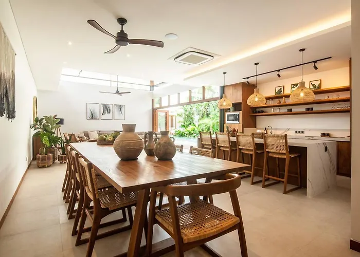 Villa Luxury 5bd 5 Min From Berawa