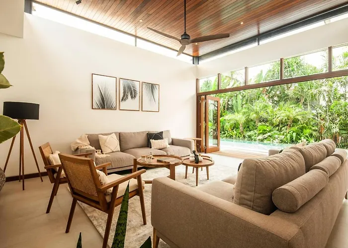 Villa Luxury 5bd 5 Min From Berawa *