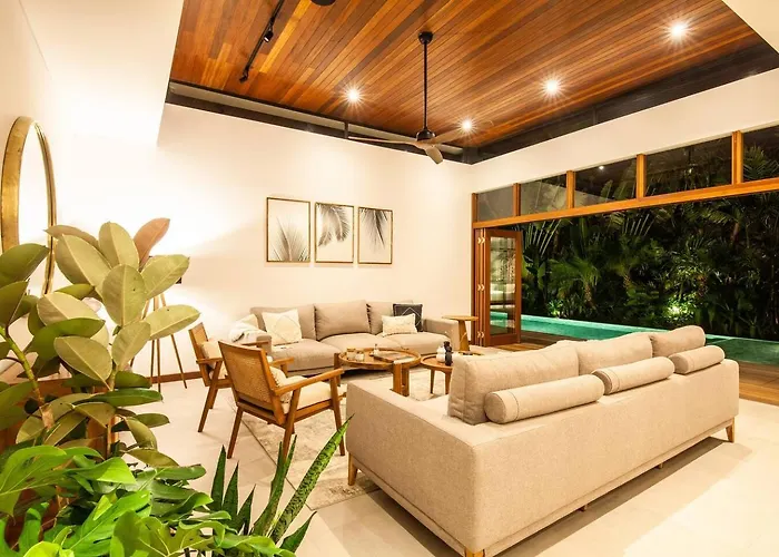 Luxury 5bd 5 Min From Berawa * Canggu