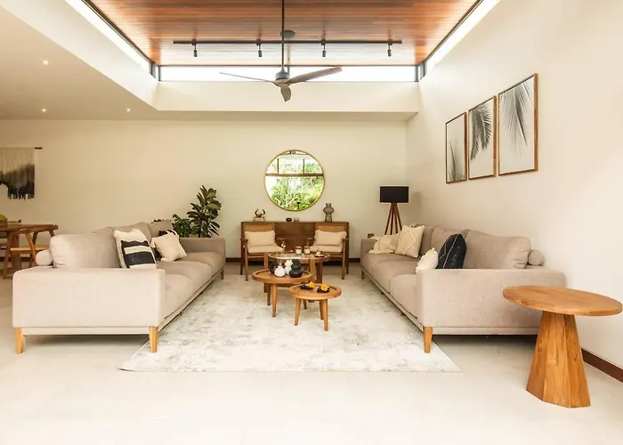 Luxury 5bd 5 Min From Berawa Canggu