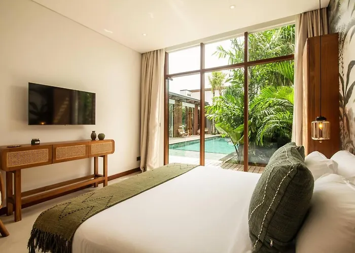Luxury 5bd 5 Min From Berawa Villa Canggu