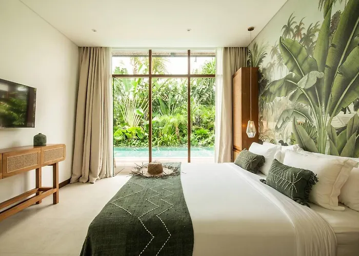 Luxury 5bd 5 Min From Berawa Villa