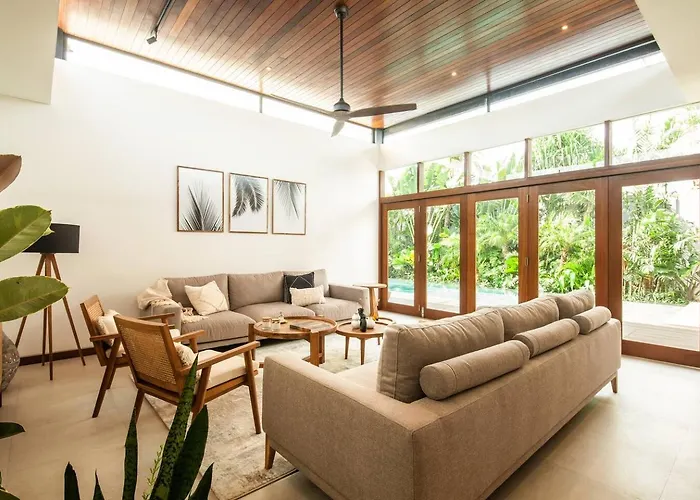 Villa Luxury 5bd 5 Min From Berawa *