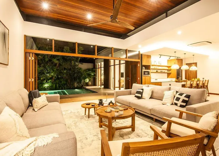 Villa Luxury 5bd 5 Min From Berawa