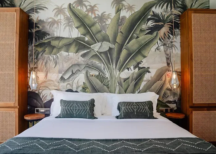 Villa Luxury 5bd 5 Min From Berawa Canggu
