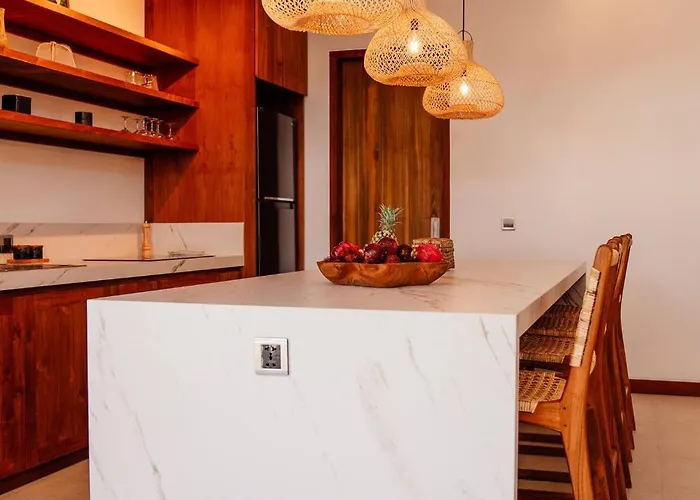 Luxury 5bd 5 Min From Berawa *