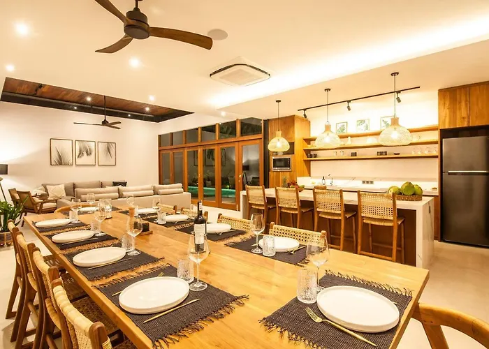 Villa Luxury 5bd 5 Min From Berawa *